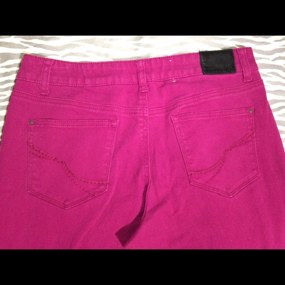 DKNY Skinny Jeans. Sz8 - Picture 2 of 6